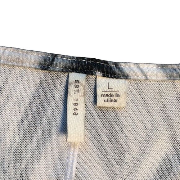 Est. 1946 Geometric Stripe Top, Dolman Sleeve, Size Large - Picture 6 of 6